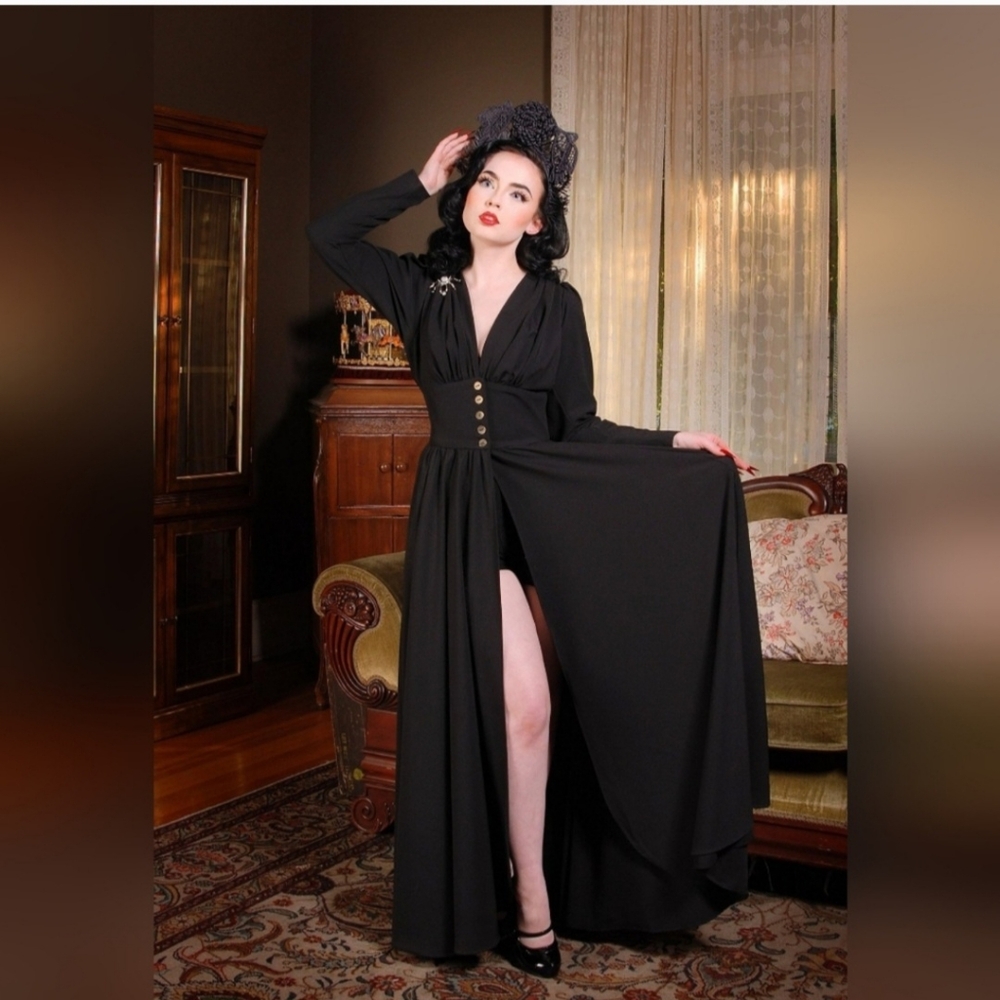 Laura Byrnes Clairice Coat Dress